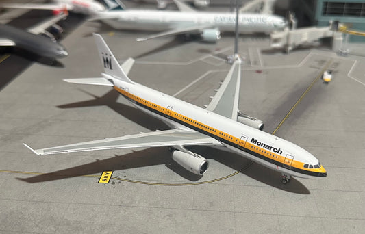 1:400 Monarch Airlines A330-200 Phoenix Models