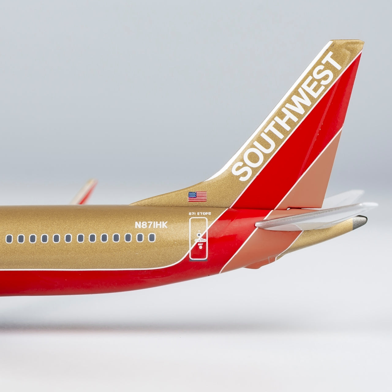 1:400 Southwest Airlines B737 Max 8 "Desert Gold Retro" NG LITE