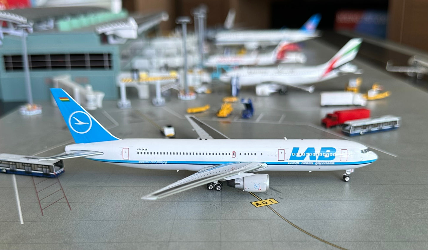 1:400 LAB Lloyd Aereo Boliviano B767-300ER Phoenix Models