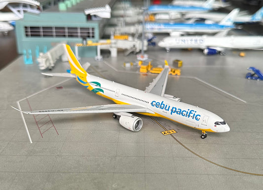 1:400 Cebu Pacific A330-941 25TH detachable gear Aviation 400