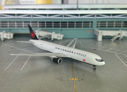 1:400 Air Canada Cargo B767-300F Phoenix Models