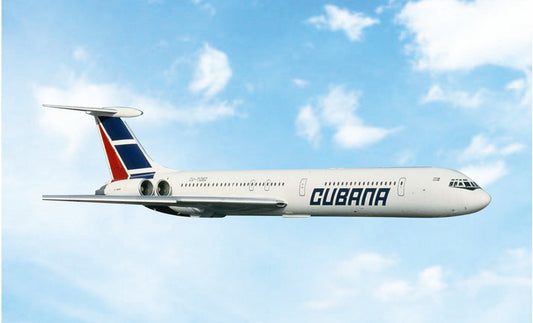 Pre-order 1:400 Cubana IL-62M Phoenix Models