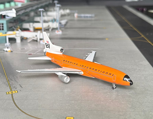 1:400 Braniff International Lockheed L-1011 Tristar Orange* Jet X