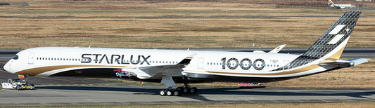 Pre-order 1:400 Starlux Airlines A350-1000 “Carbon Fiber” Aviation 400
