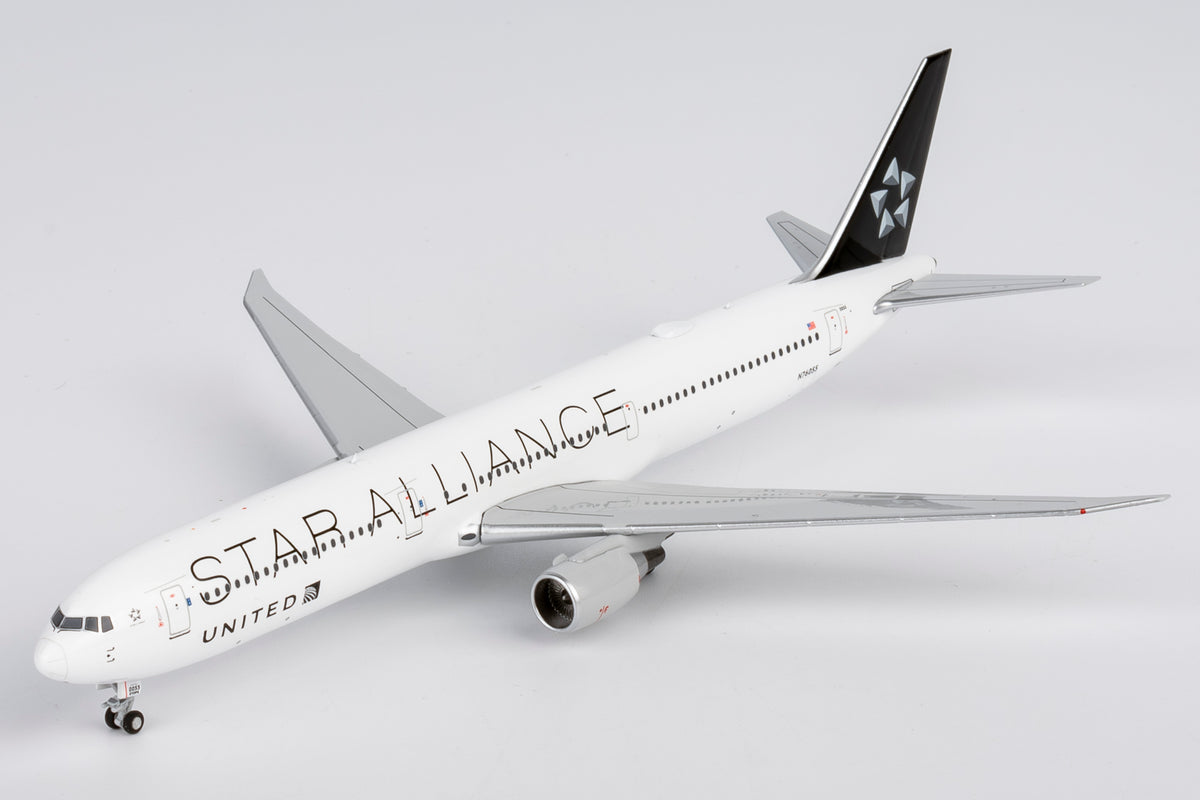 1:400 United Airlines B767-400ER “Star Alliance” s NG Models