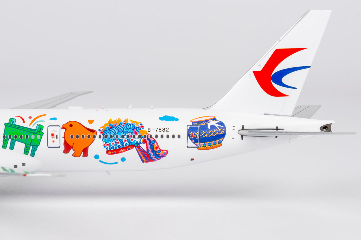 1:400 China Eastern Airlines B777-300ER “National Museum of China” NG Models