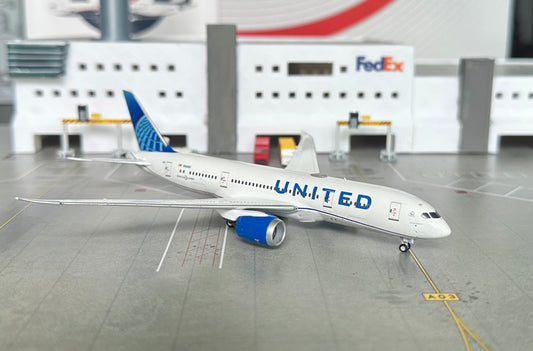 1:400 United Airlines B787-8 Dreamliner N26902 NG Models