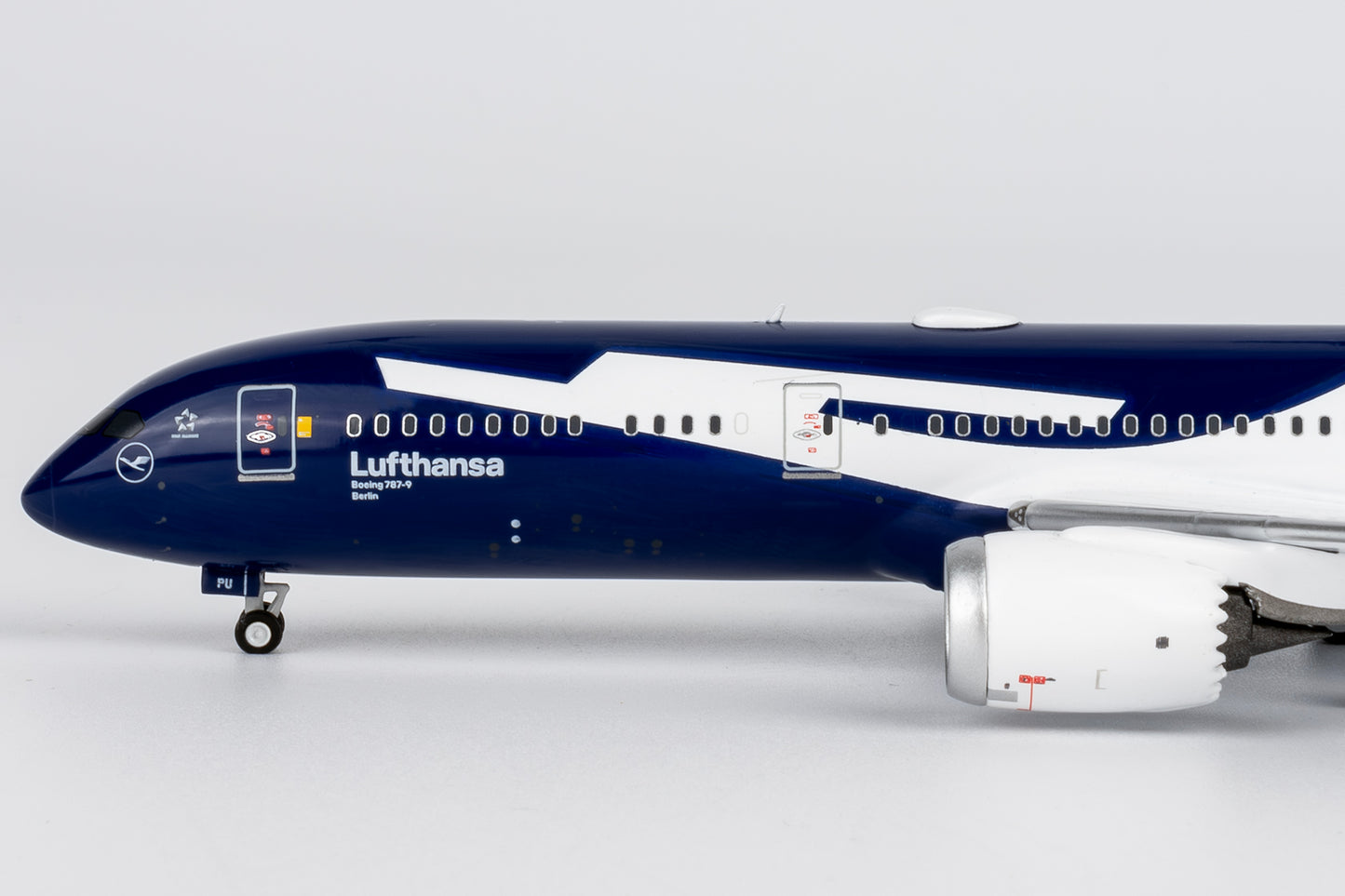 Preorder 1:400 Lufthansa B787-9 Dreamliner “100th Year Anniversary Livery”  NG Models Ultimate Collection