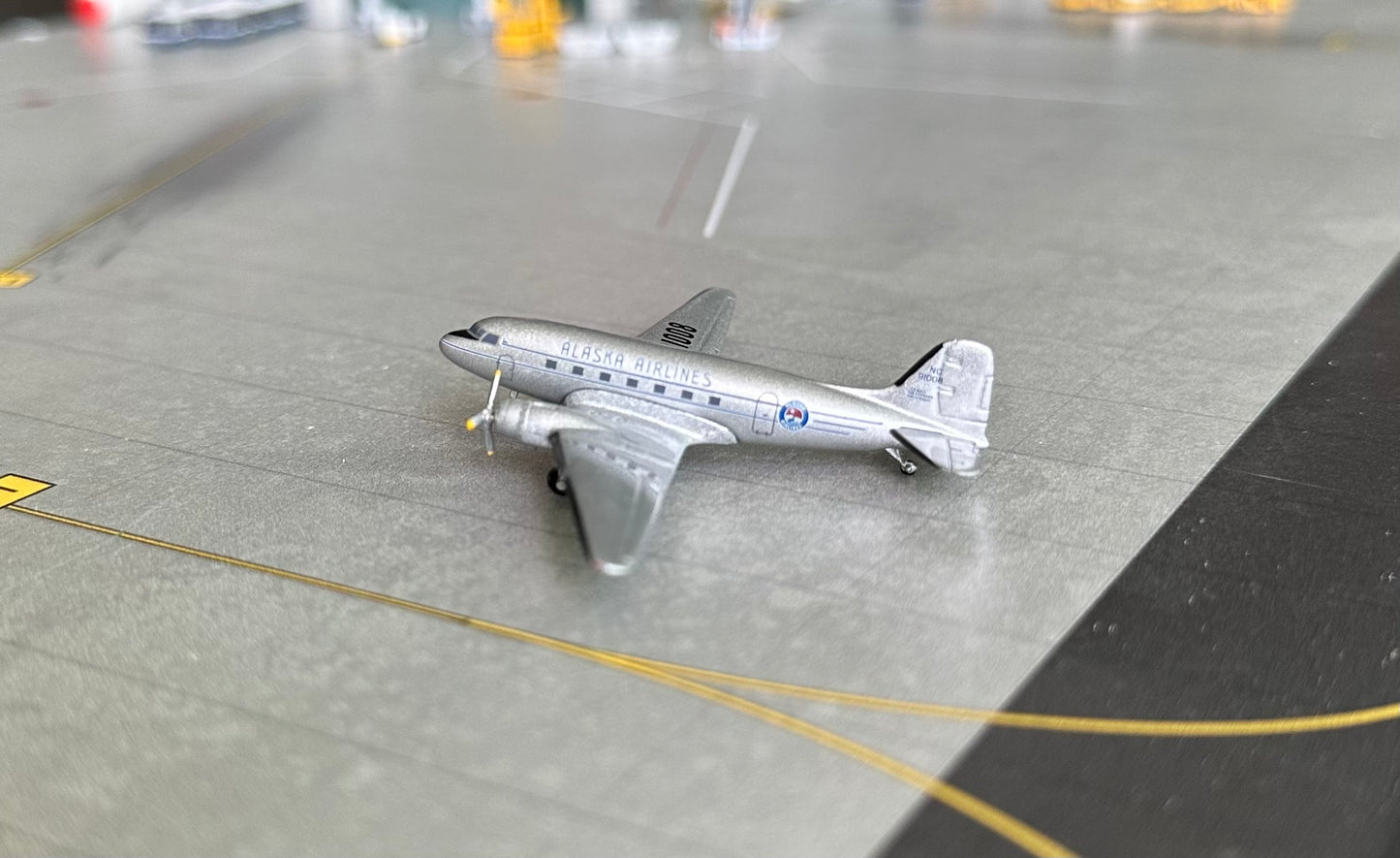 1:400 Alaska Airlines DC-3 AeroClassics