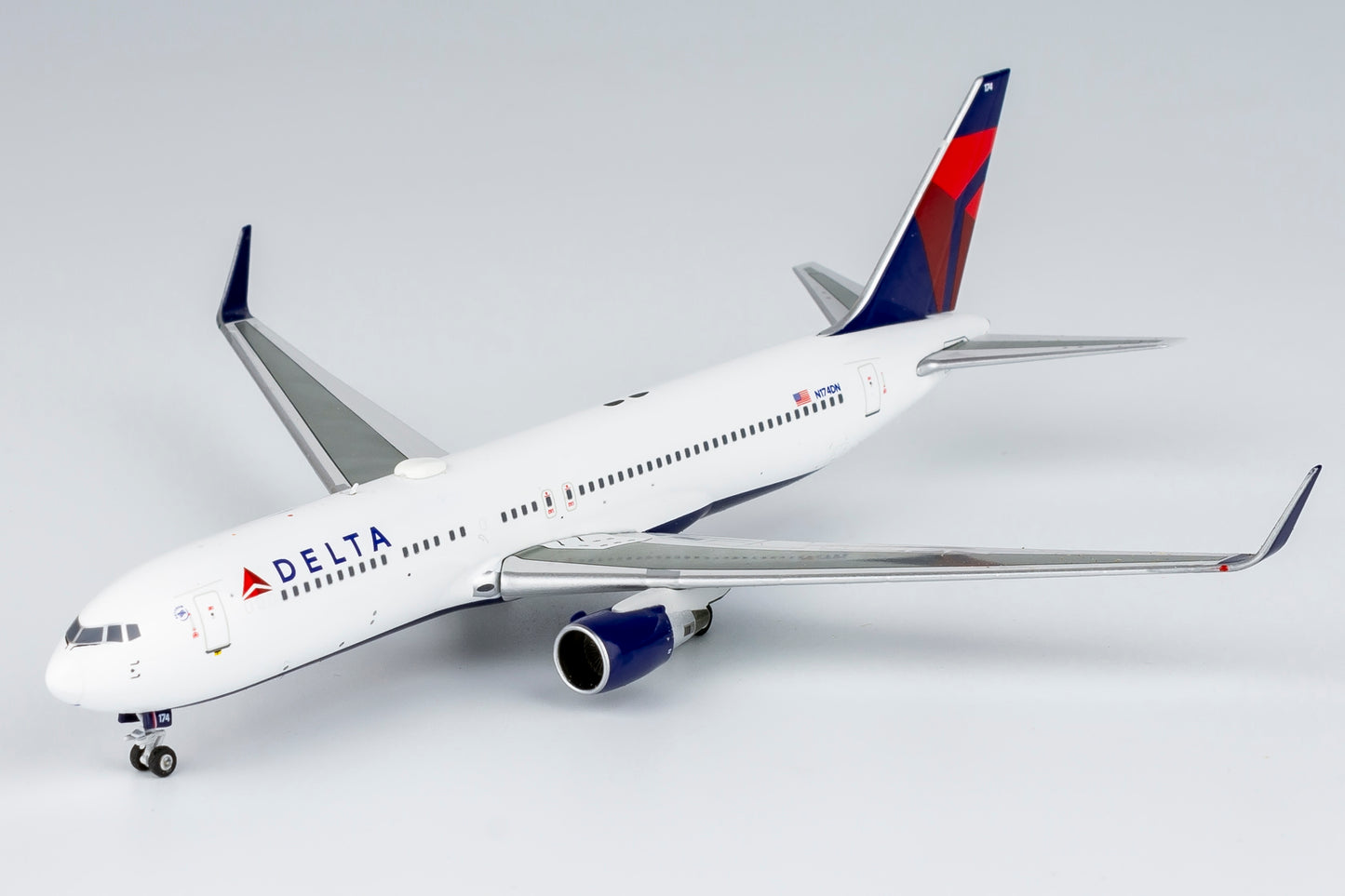 1:400 Delta Air Lines 767-300ER (PW4000 engines) NG Models