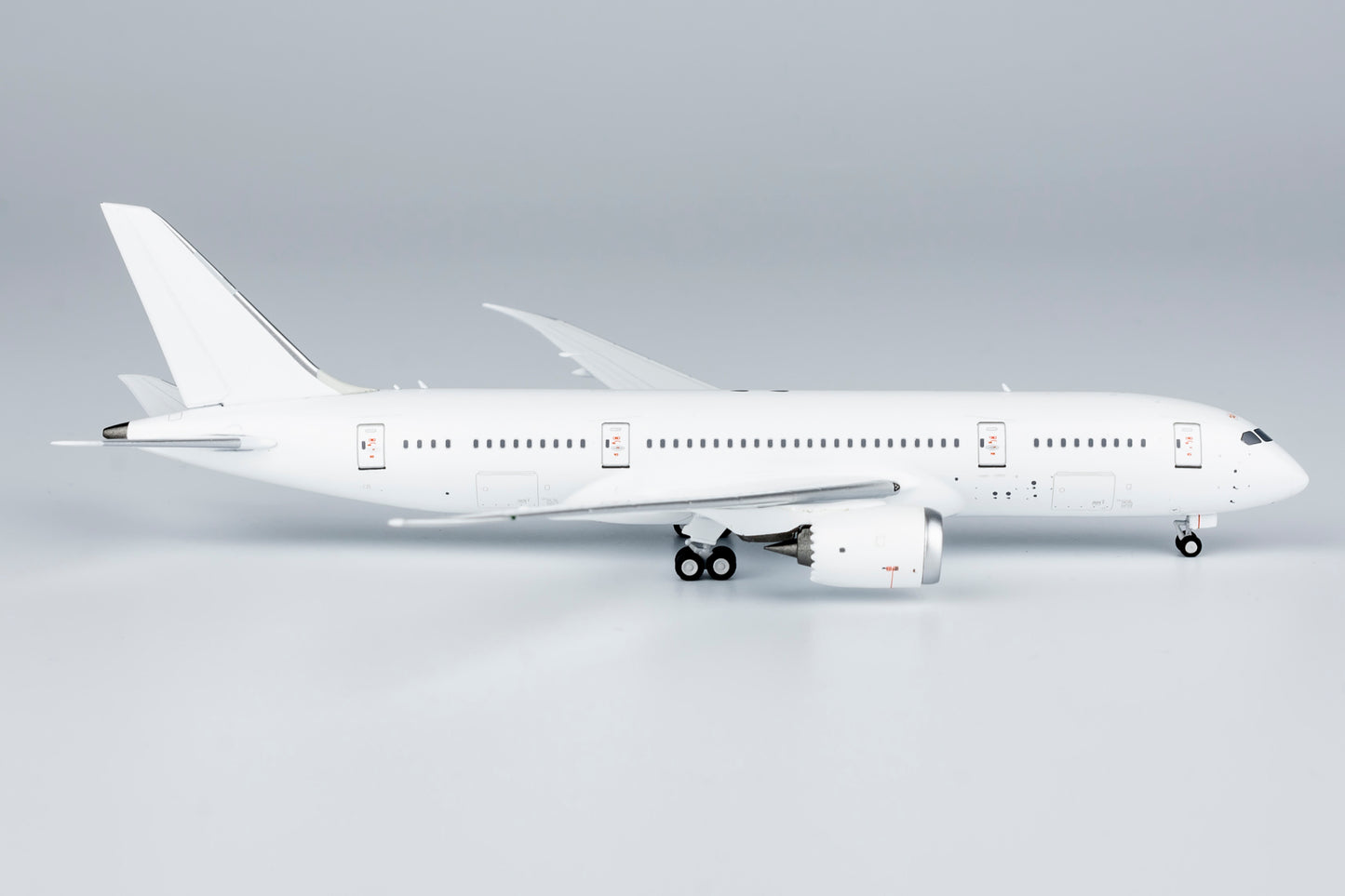1:400 Blank Model 787-8 NG Models