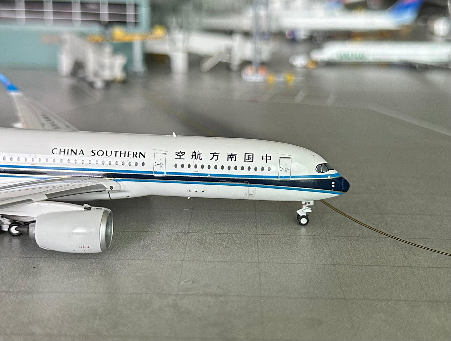 Last One!! 1:400 China Southern Airlines A350-900 Pandamodel