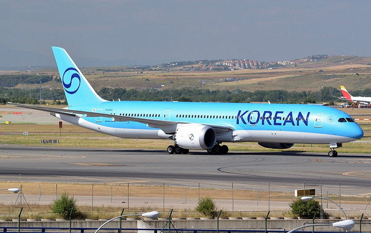 Pre-order 1:400 Korean Air B787-9 Dreamliner Phoenix Models