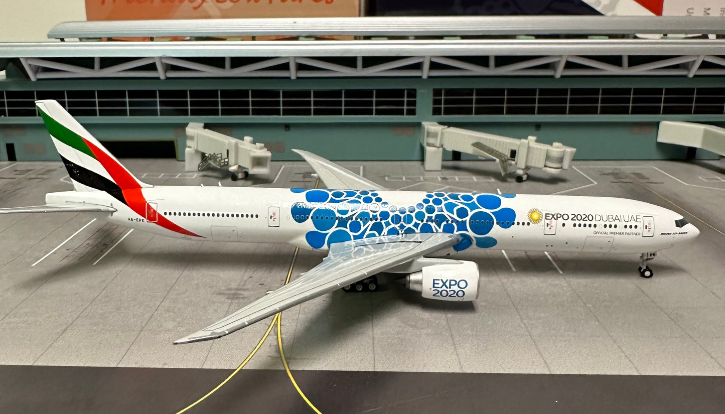 1:400 Emirates B777-300ER "Expo 2020 Blue"  Gemini Jets