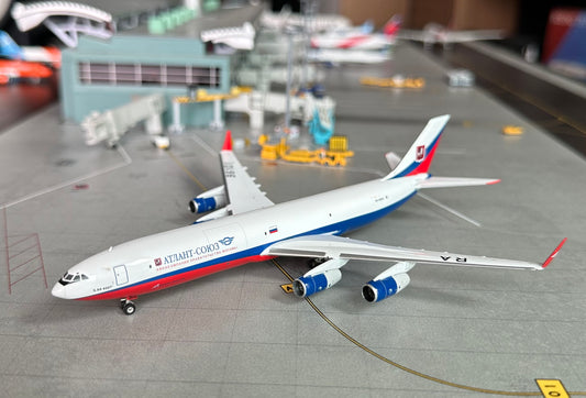 1:400 Atlant-Soyuz IL-96-400T Phoenix Models