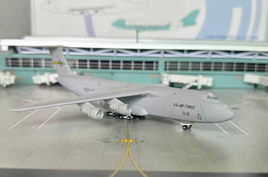 1:400 USAF Boeing C-5A Galaxy “436th AW” Dragon Wings