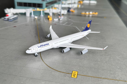 1:500 Lufthansa A340-300 Herpa Wings