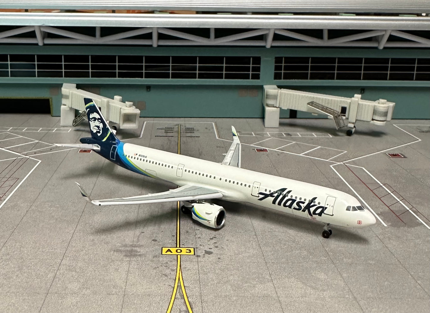 1:400 Alaska Airlines A321-200 AeroClassics