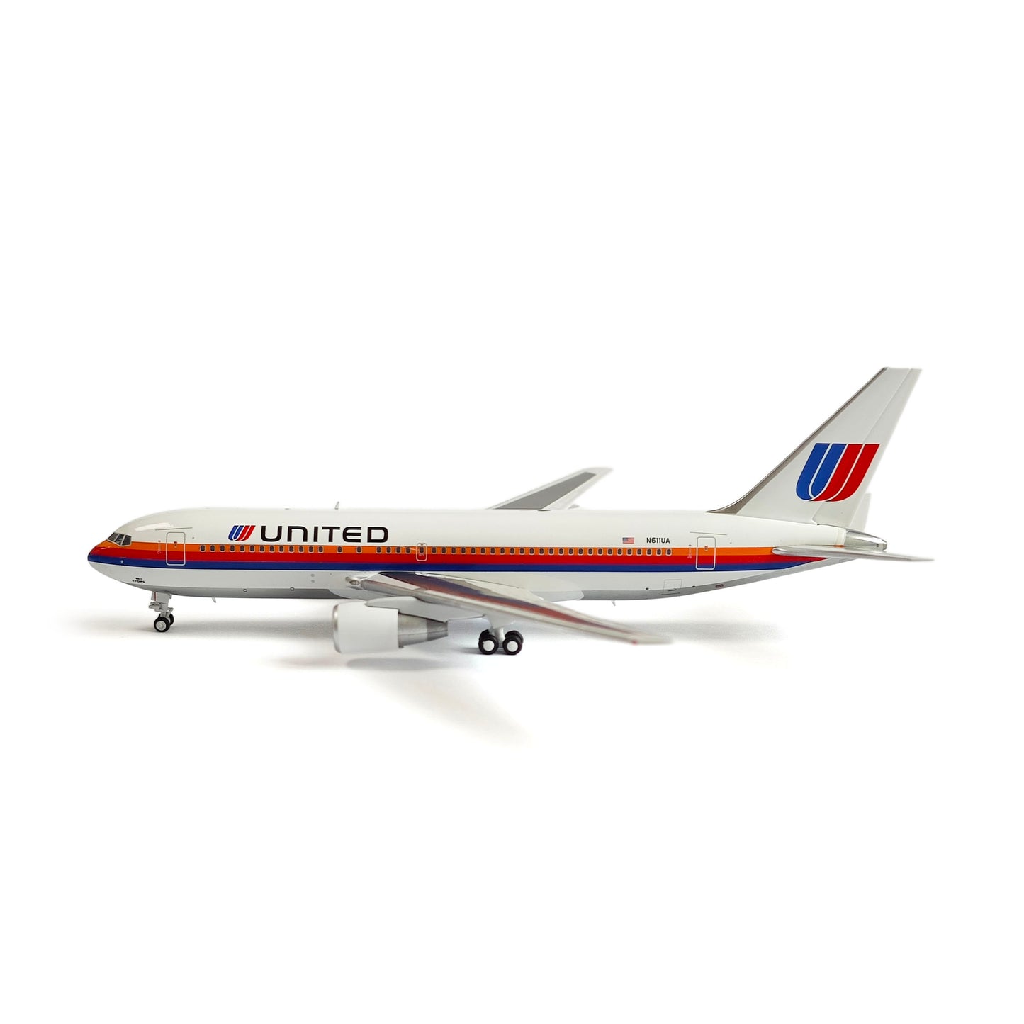 Pre-order 1:400 United Airlines B767-200ER N611UA V1:400 Models