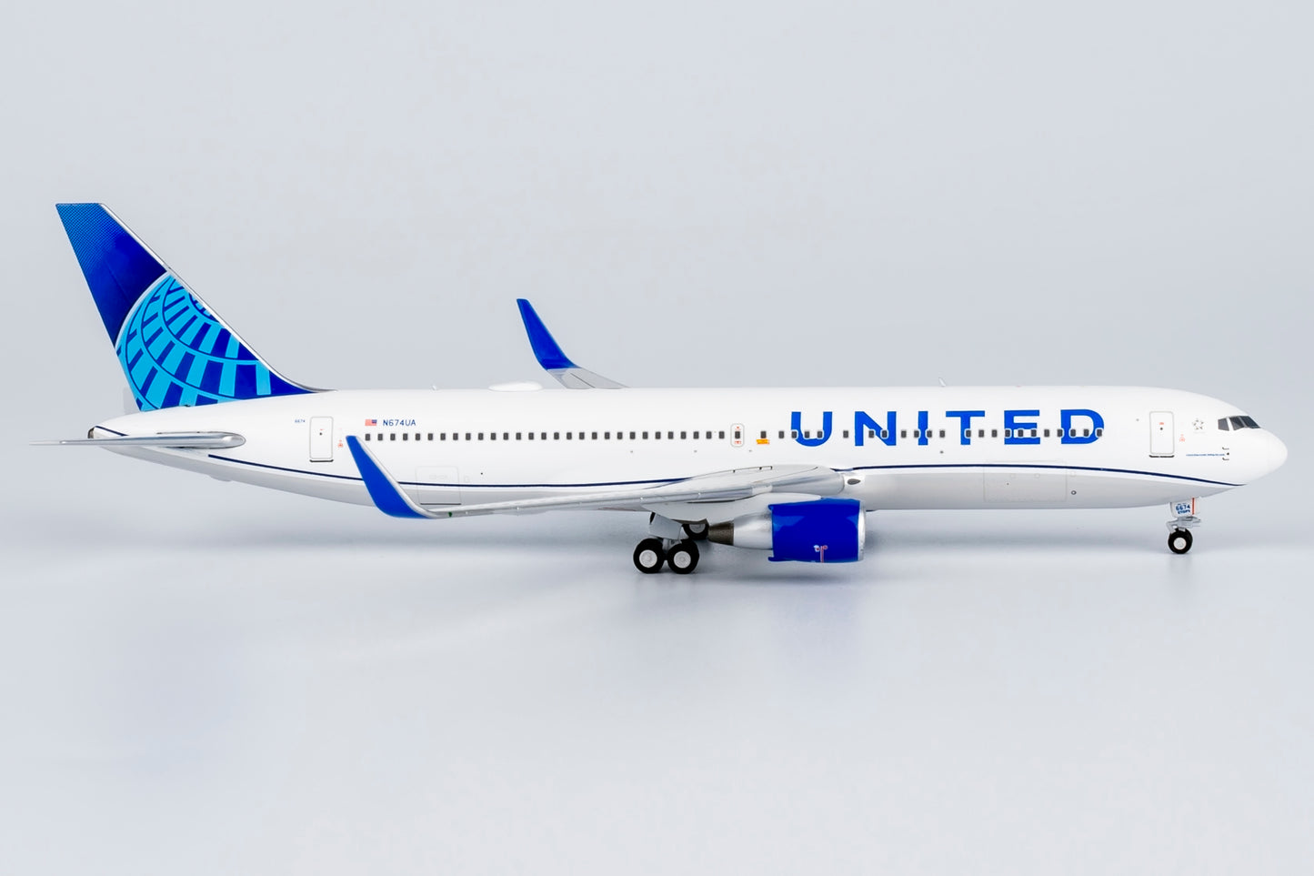 1:400 United Airlines B767-300ER N674UA NG Models
