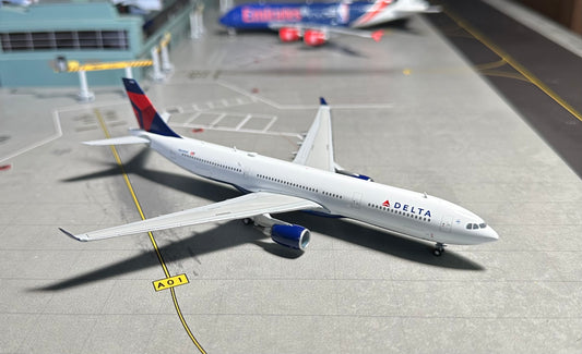 1:400 Delta Air Lines A330-300 Gemini Jets