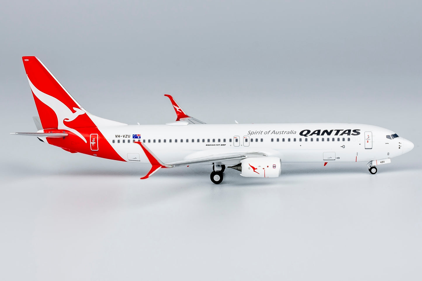 1:400 Qantas B737-800 NG Models