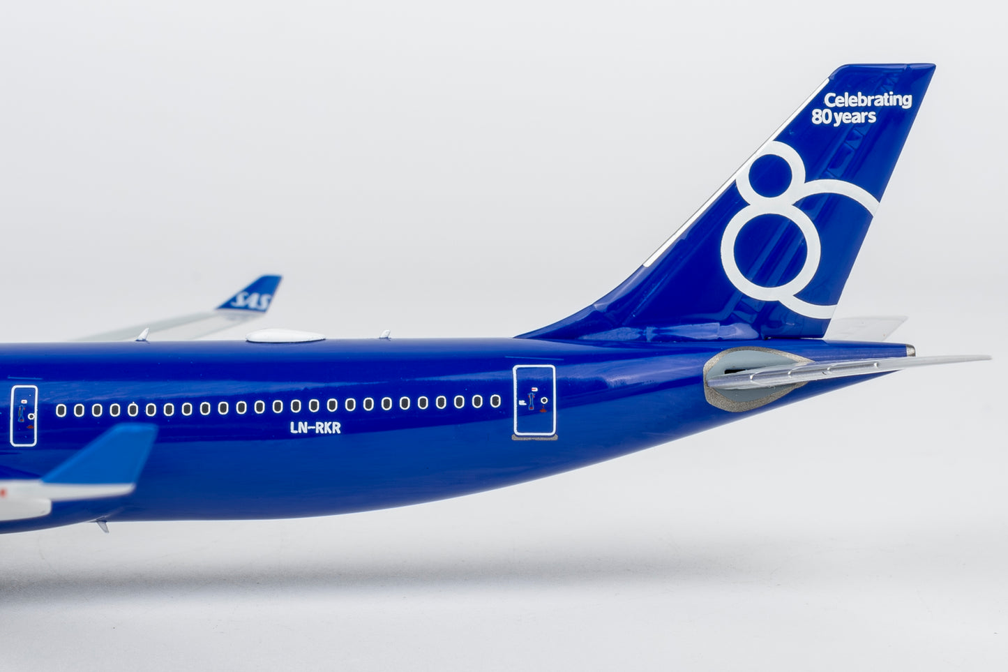 1:400 SAS Scandinavian A330-300 “80 Years” NG Models