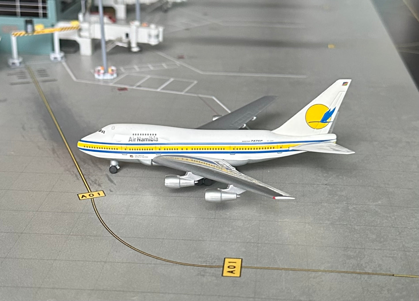 1:500 Air Nambia B747SP Herpa Wings