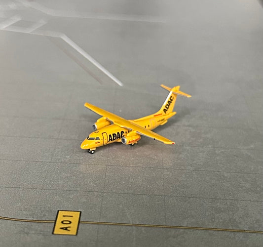 1:500 ADAC Ambulance Dornier Do 328-300 Jet Herpa Wings