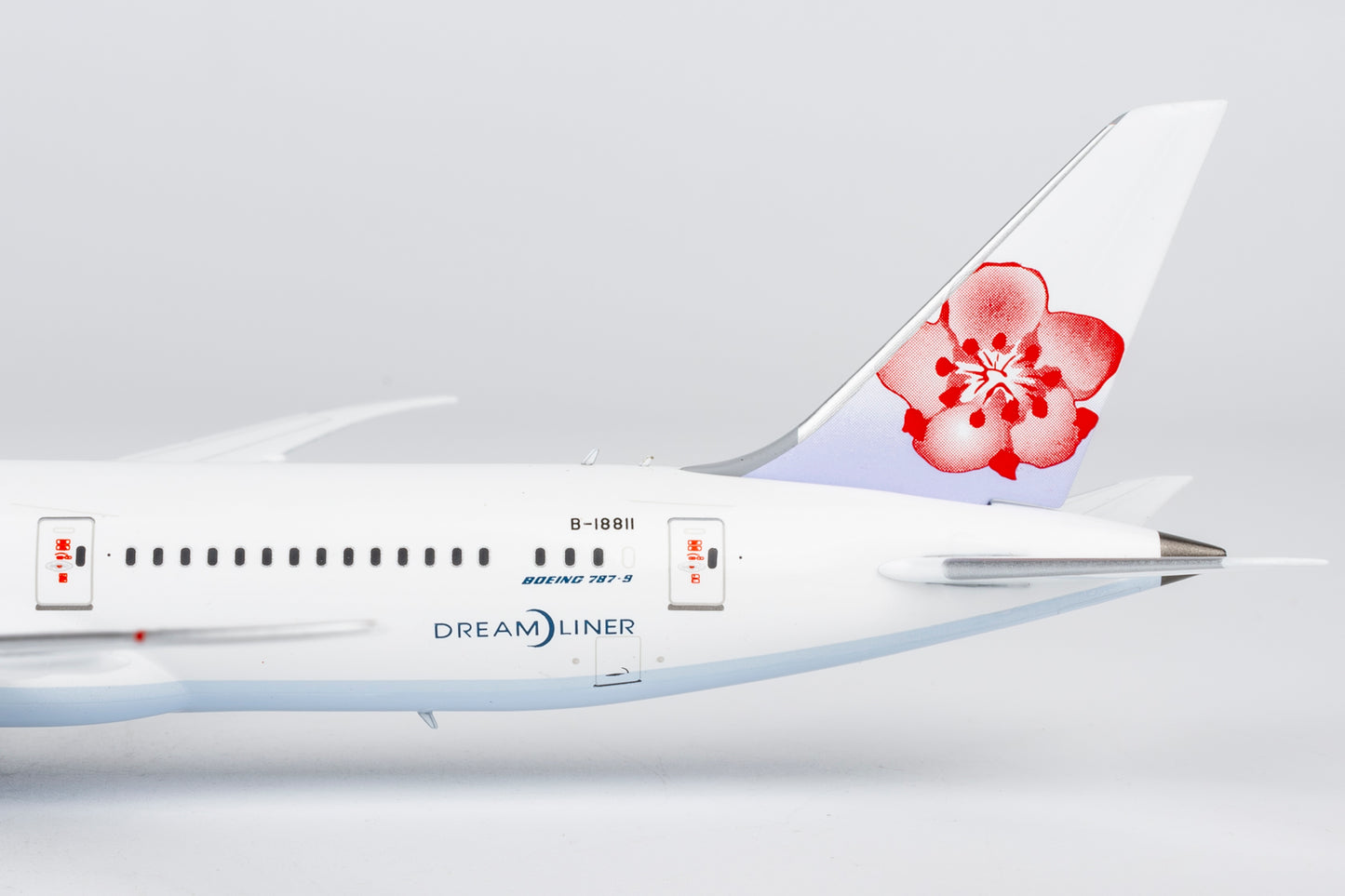 1:400 China Airlines B787-9 Dreamliner NG Models Ultimate Collection*