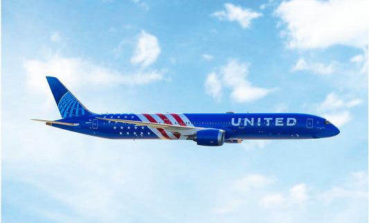 Pre-order 1:400 United Airlines B787-10 Dreamliner “250 Years” Phoenix Models
