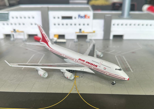 1:400 Air India B747-400 Gemini Jets