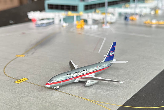 1:400 USAir MetroJet B737-200 AeroClassics