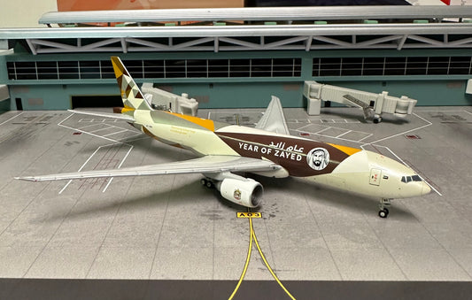 1:400 Etihad Cargo B777-200F "Year of Zayed" Gemini Jets