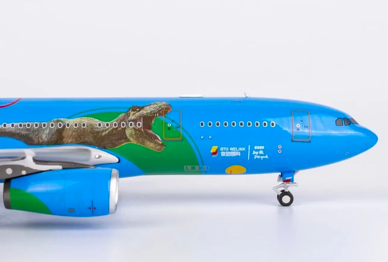 1:400 Capitol Airlines A330-200 “Beijing Universal Resort” NG Models