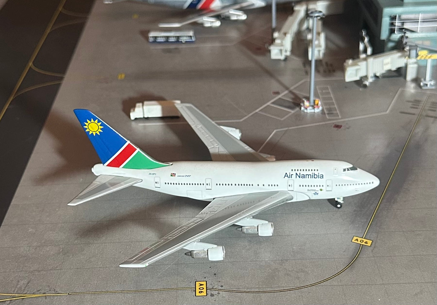 1:400 Air Nambia B747SP Gemini Jets