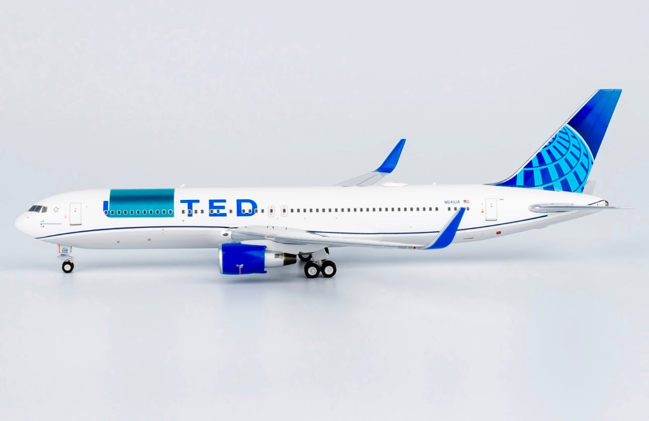 1:400 United Airlines B767-300ER “Structural Repair” NG Models