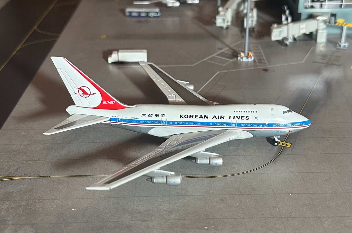 1:400 Korean Air Lines B747SP Gemini Jets