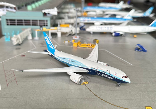 1:400 Boeing Corporation B787-8 Dreamliner detachable gear Aviation 400