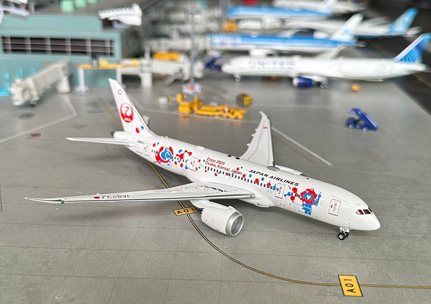 1:400 Japan Airlines B787-8 Dreamliner "Expo 2025 Osaka" New magnetic detachable landing gear Aviation 400