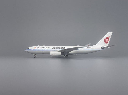 Pre-order 1:400 Air China Cargo “Black Cargo” A330-200 Phoenix Models