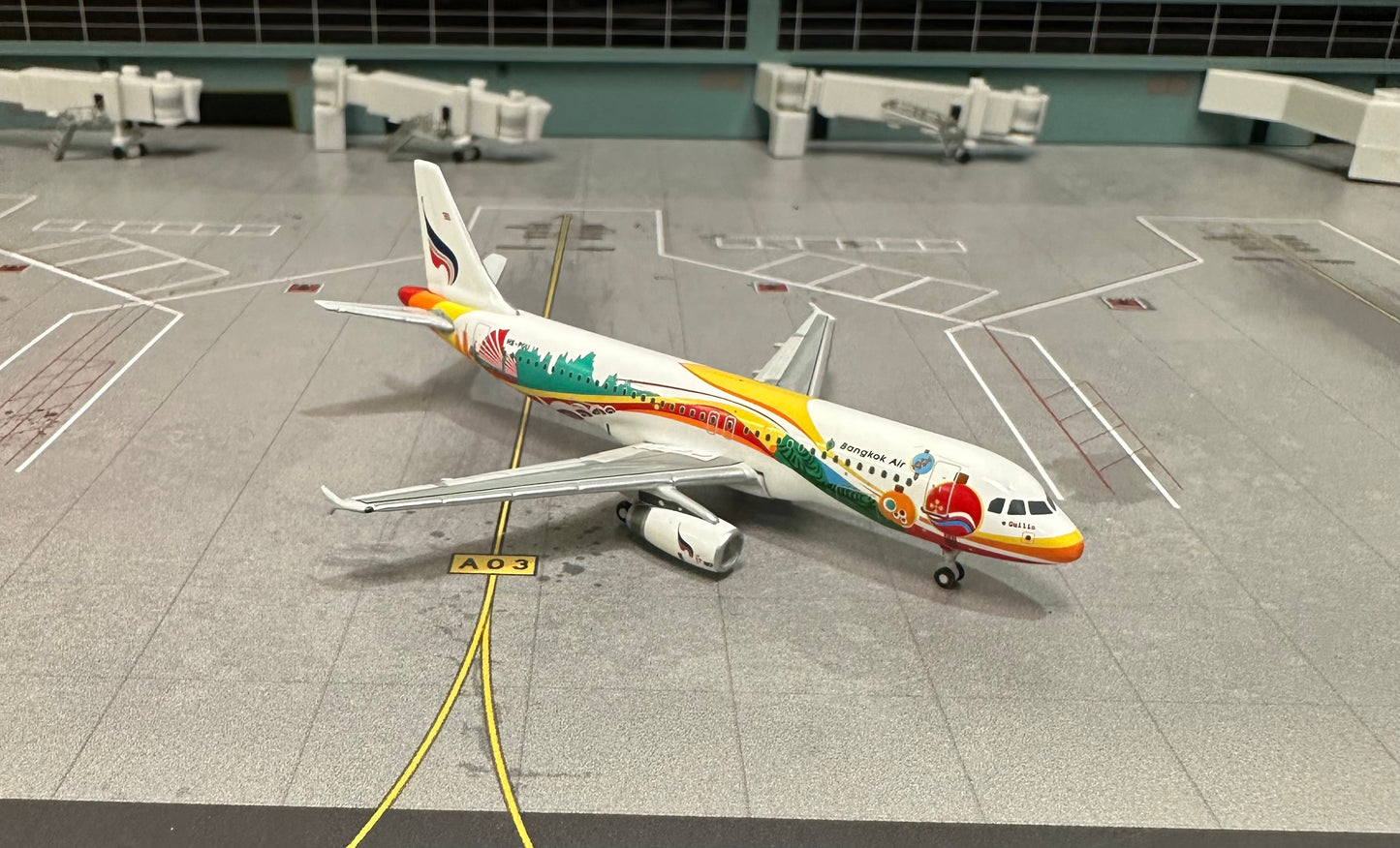 1:400 Bangkok Air A320-200 Phoenix Models