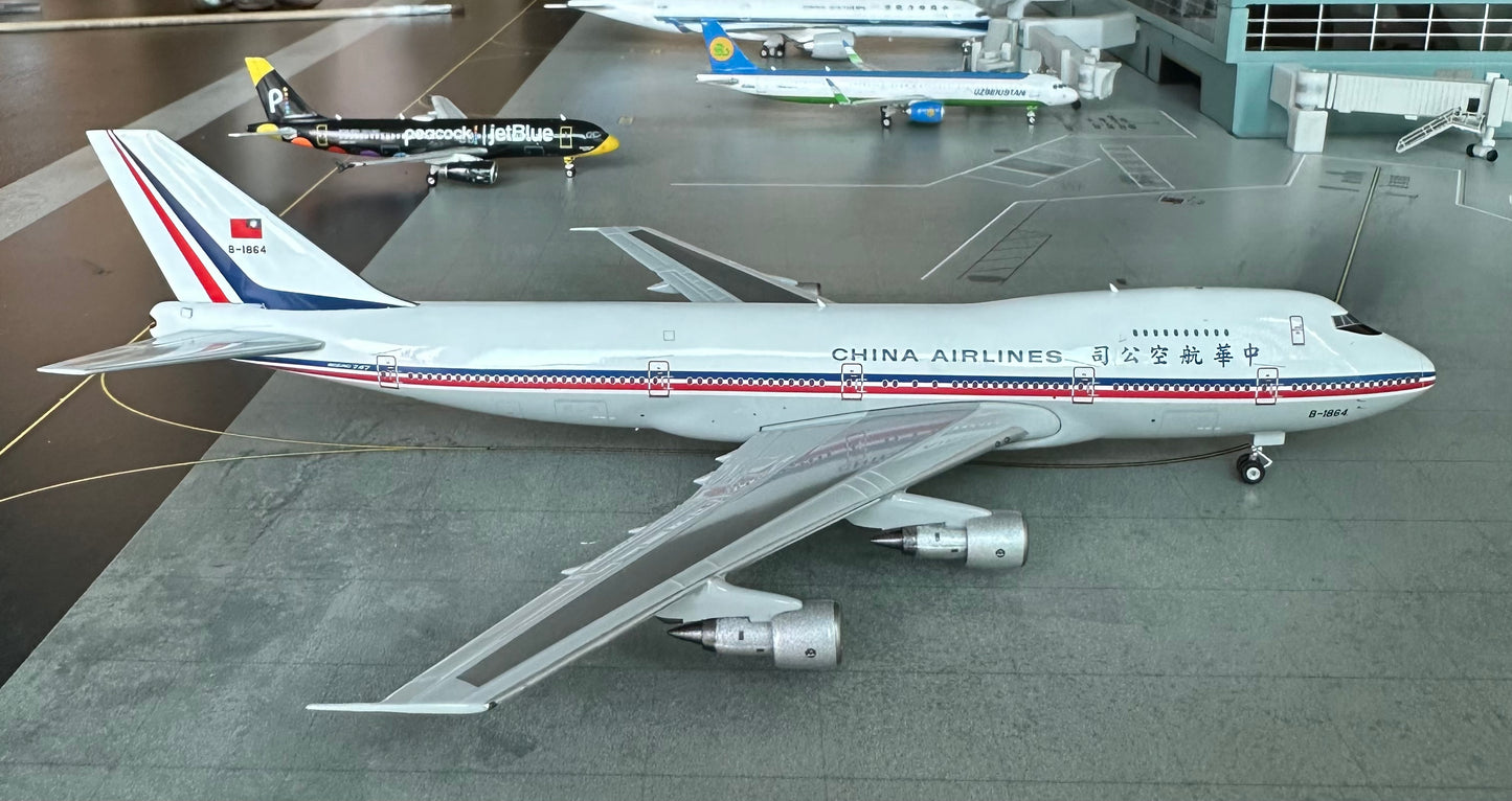 1:400 China Airlines B747-200 Phoenix Models