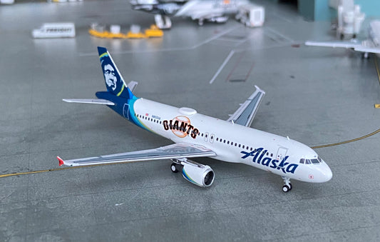 1:400 Alaska Airlines A320-200 “NY Giants”  Pandamodel