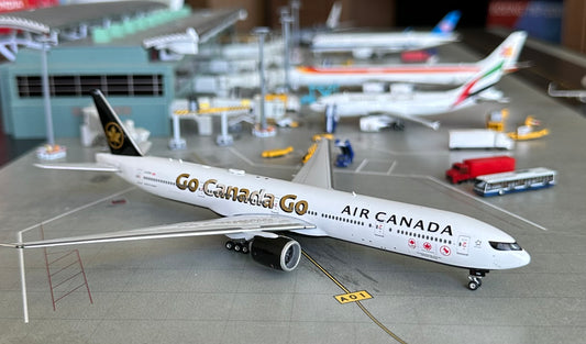 1:400 Air Canada B777-300ER "Go Canada Go" Phoenix Models