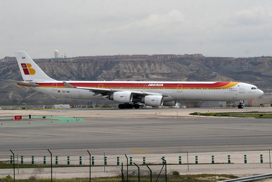 Pre-order 1:400 Iberia Airlines A340-600 Phoenix Models