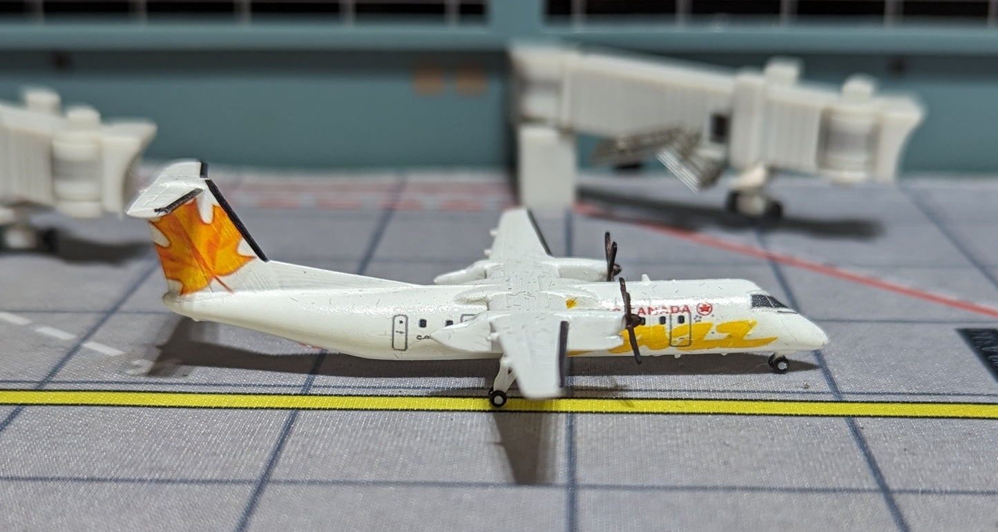 1:400 Air Canada Jazz (Yellow) Q300 3D Design Deck