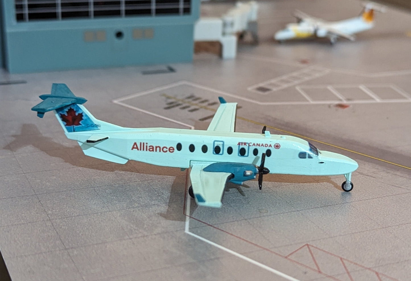 1:200 Air Alliance Ice Blue Beechcraft 1900D 3D Design Deck