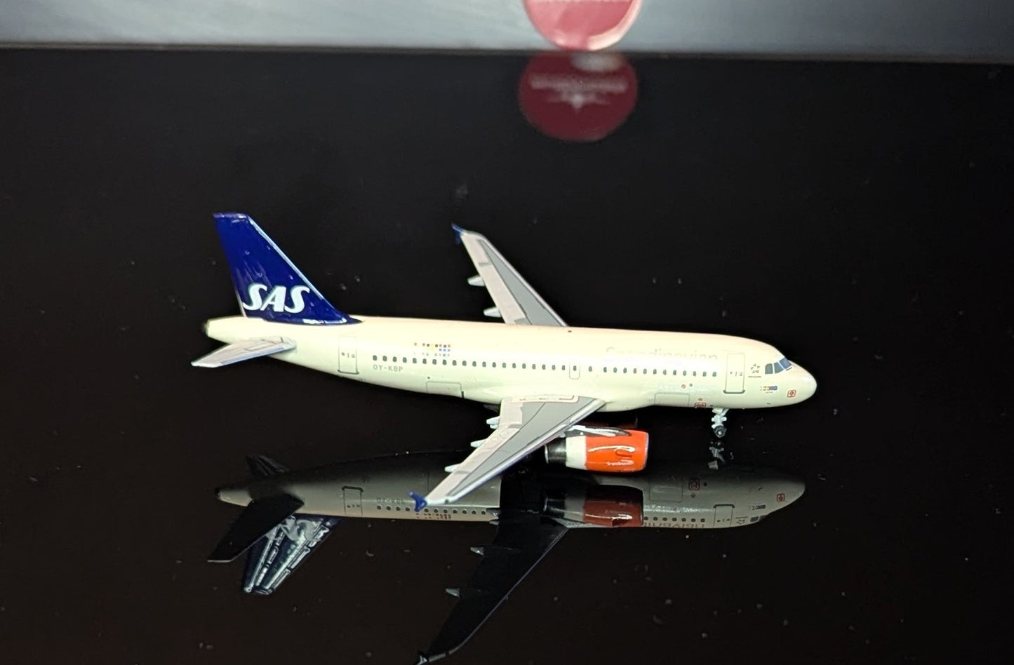 1:400 SAS Scandinavian A319-100 AeroClassics