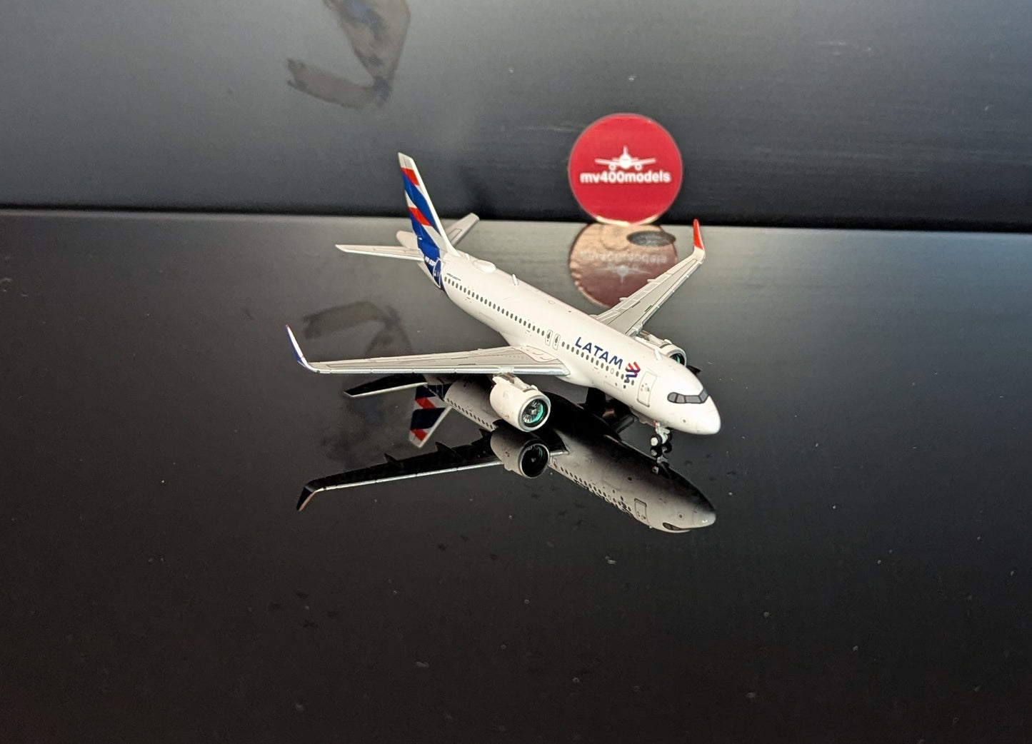 1:400 LATAM Airlines A320neo JC Wings